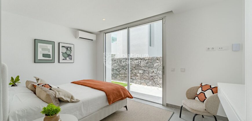 Kanárské ostrovy – Tenerife, Playa San Juan- Sybaris