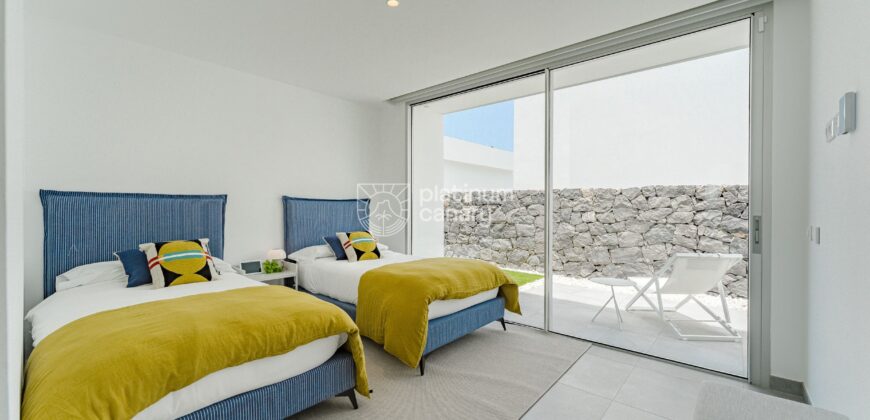 Kanárské ostrovy – Tenerife, Playa San Juan- Sybaris