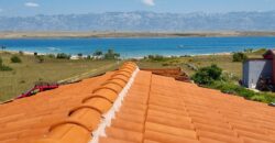 Chorvatsko, ostrov Vir – Apartmán ve stylu domku jen 90 m od moře